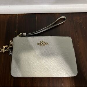 Coach Wristlet - vintage